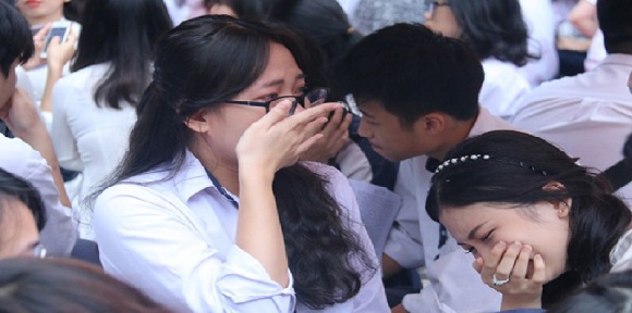 Thấy bạn khóc trong mơ - lòng bạn cũng đang tổn thương